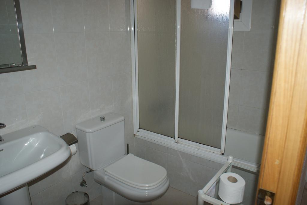 Llança Hostal Gran Sol מראה חיצוני תמונה